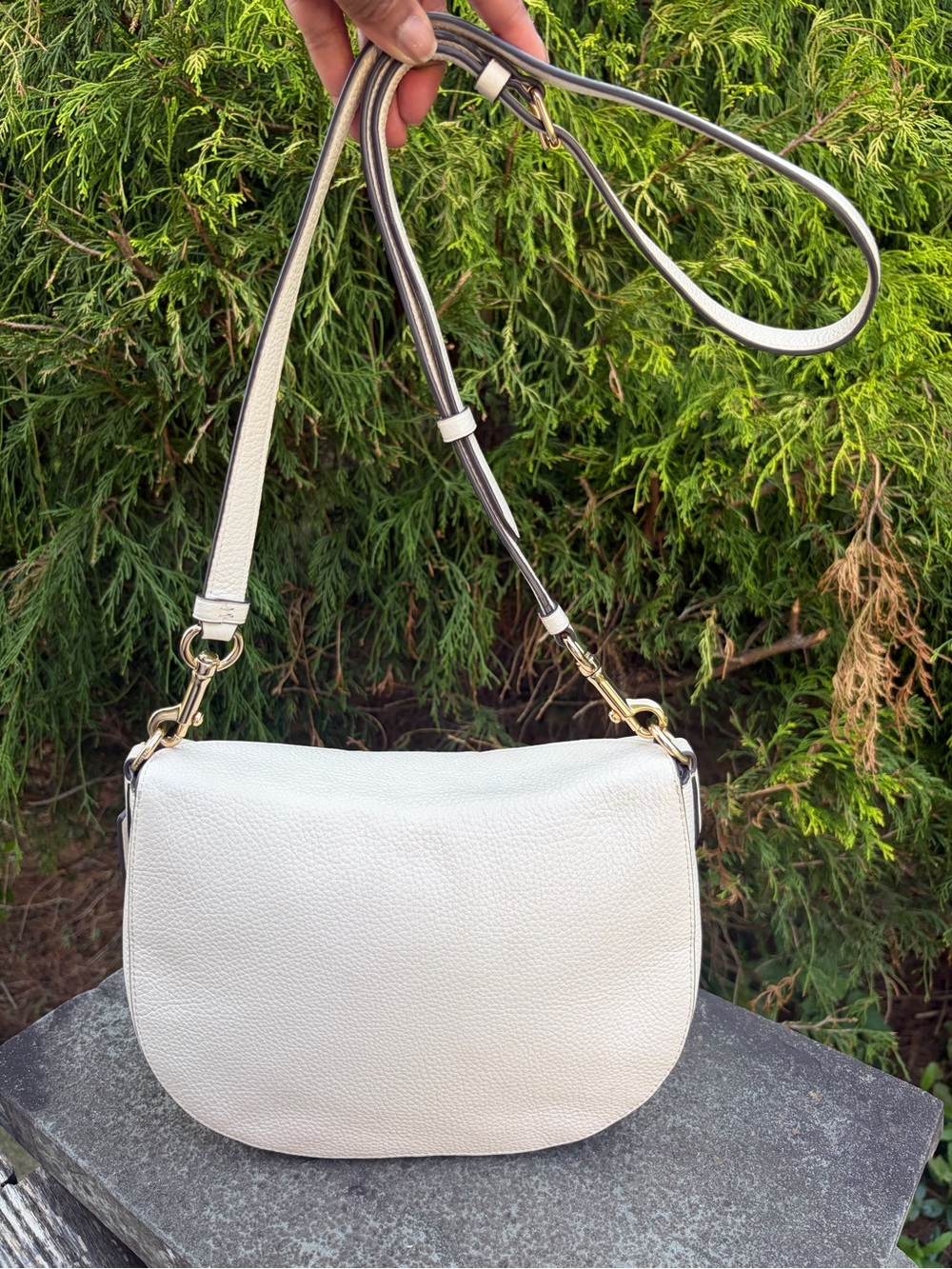 Coach Mia Shoulder Bag Chalk Pebble Leather Gold Hardware - Picture 10 of 15